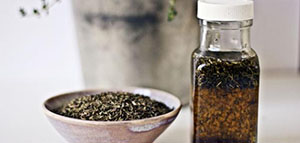 صورة: الزعتر و فوائد ماء الزعتر للشعر و طرق استخدام ماء الزعتر للشعر