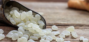 صورة: كيف تستخدم المستكة و معلومات عن المستكة