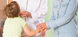 صورة: أسباب حدوث شلل الأطفال و طرق انتشار فيروس شلل الأطفال