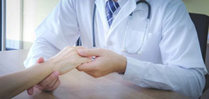 صورة: هل يوجد طريقة مؤكدة لتشخيص الروماتيزم و طرق تشخيص الطبيب للروماتيزم