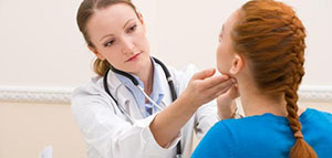 صورة: هل سرطان الغدة الدرقية مميت و أنواع سرطان الغدة الدرقية