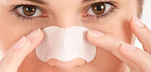 صورة: مسام البشرة الواسعة والمفتوحة و طرق للتخلص من المسامات الواسعة في الوجه