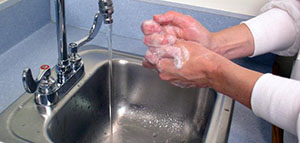 صورة: وصفة بيكربونات الصوديوم و المنظفات والغسول السائل