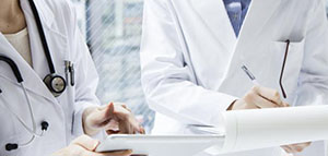 صورة: أعراض مرض بهجت و أعراض تستدعي مراجعة الطبيب