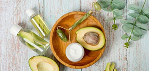 صورة: طرق للتخلص من آثار حب الشباب بسرعة و وصفات منزلية للتخلص من آثار حب الشباب