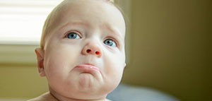 صورة: خلق روتين هادئ للنوم و تعزيز ثقة الطفل بنفسه