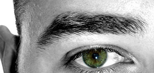 صورة: شامبو خاص مضاد للقشرة و اختيار منتجات ملائمة للعناية بالبشرة